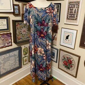 Hilo Hattie Brown and Blue Cotton Rayon Hawaiian Floral Short Sleeve Dress 2XL